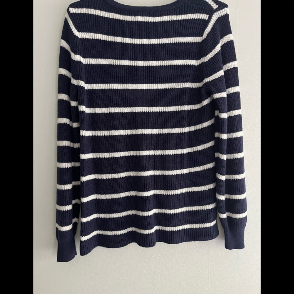 𝙊𝙡𝙙 𝙣𝙖𝙫𝙮 𝙬𝙝𝙞𝙩𝙚 𝙖𝙣𝙙 𝙣𝙖𝙫𝙮 𝙨𝙬𝙚𝙖𝙩𝙚𝙧 - Picture 2 of 3